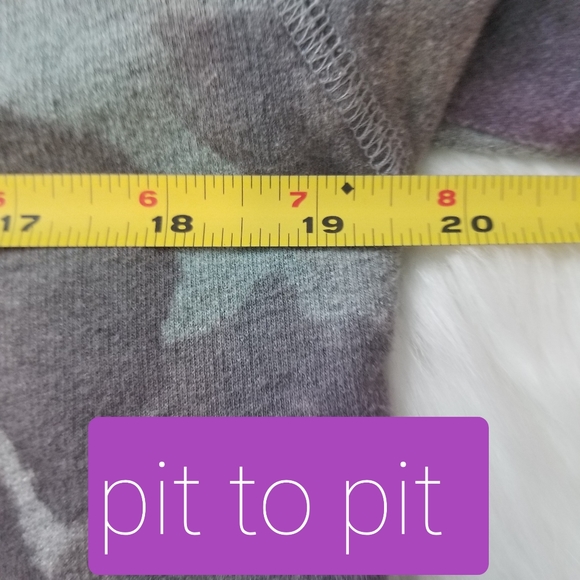 DKNY Hooded Sweatshirt ~large - Picture 8 of 10